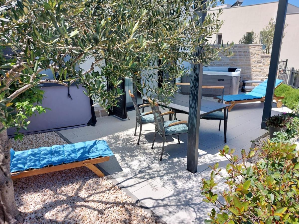 Appartement Boutique La Perla Jacuzzi à Murter Extérieur photo